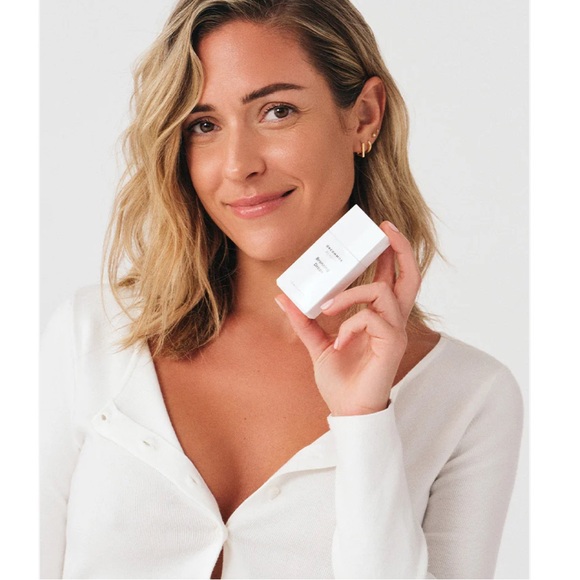 Uncommon James Bronzing Drops - Picture 5 of 6